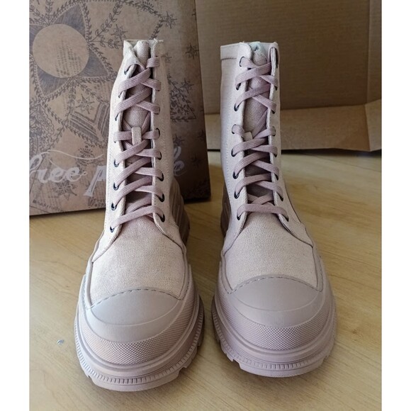 Free People Camp Out Canvas Lace Up Combat Boots Women's Size 10 EU 40 NIB - Picture 4 of 11
